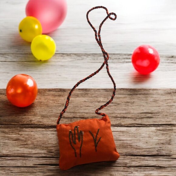 Worsted Necklace with Desert Essences – Seri Mysticism - Picture 3 of 3